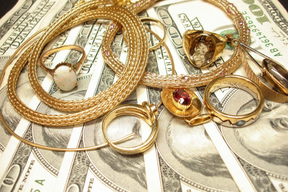 How to Start Your Own Business Buying and Selling Gold